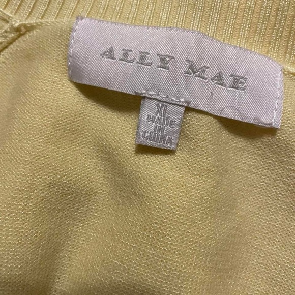 ALLY MAE Women's Blouse - Picture 2 of 4